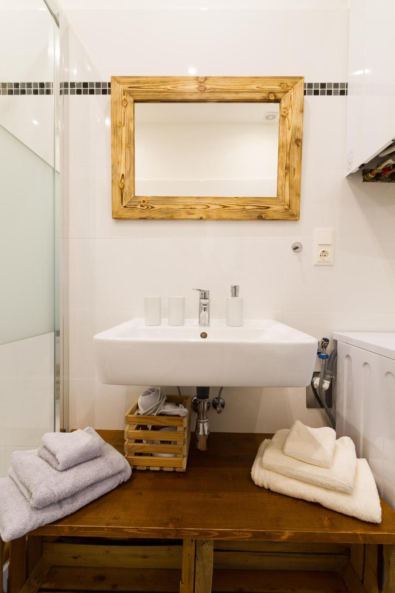 Apartment Vienna Your Home Abroad ภายนอก รูปภาพ